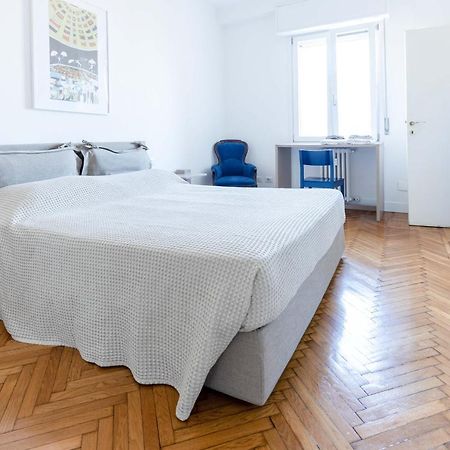 Milan Flat 5 Min From Duomo With Park For Small Cars 외부 사진