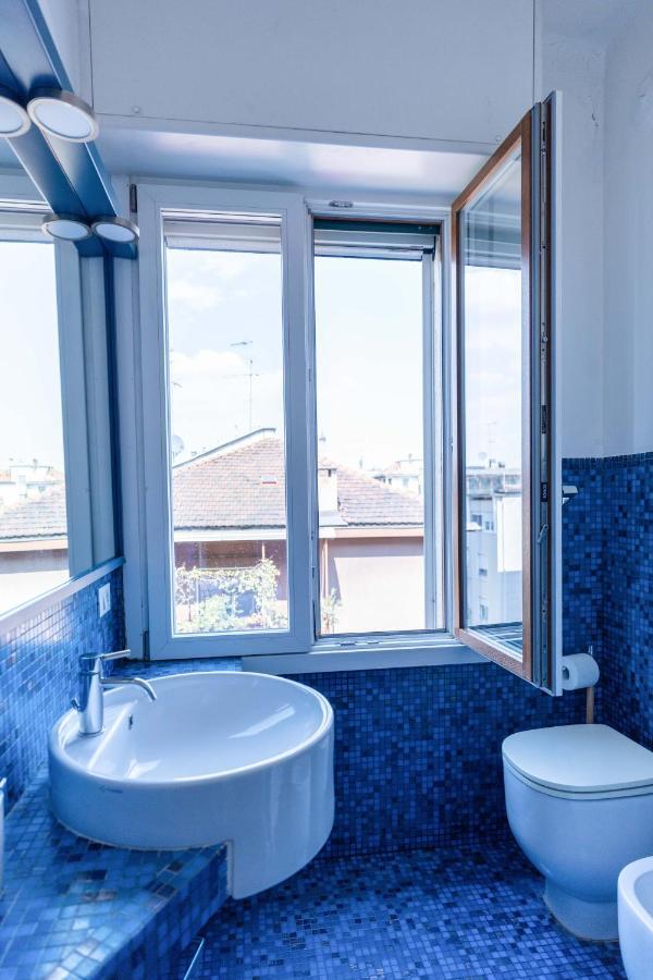 Milan Flat 5 Min From Duomo With Park For Small Cars 외부 사진