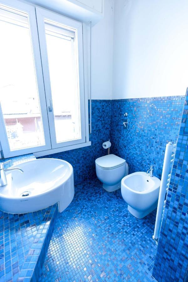 Milan Flat 5 Min From Duomo With Park For Small Cars 외부 사진