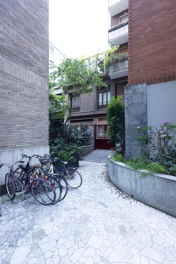 Milan Flat 5 Min From Duomo With Park For Small Cars 외부 사진